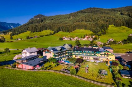 Weather & Climate In Gosau_Austria Travel Guide