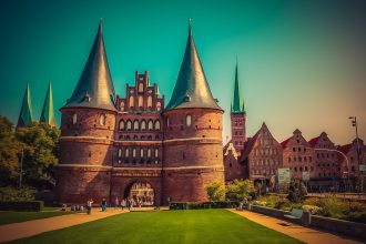 Historische deutsche Stadt mit märchenhafter Altstadtatmosphäre