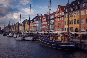 Vue urbaine de Copenhague à découvrir avec un budget maîtrisé