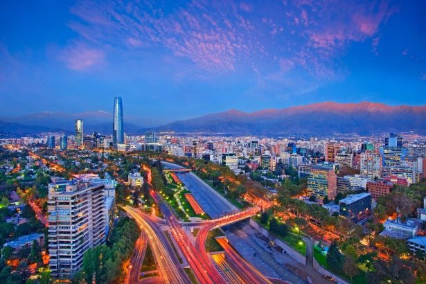 Santiago met de Andes op de achtergrond