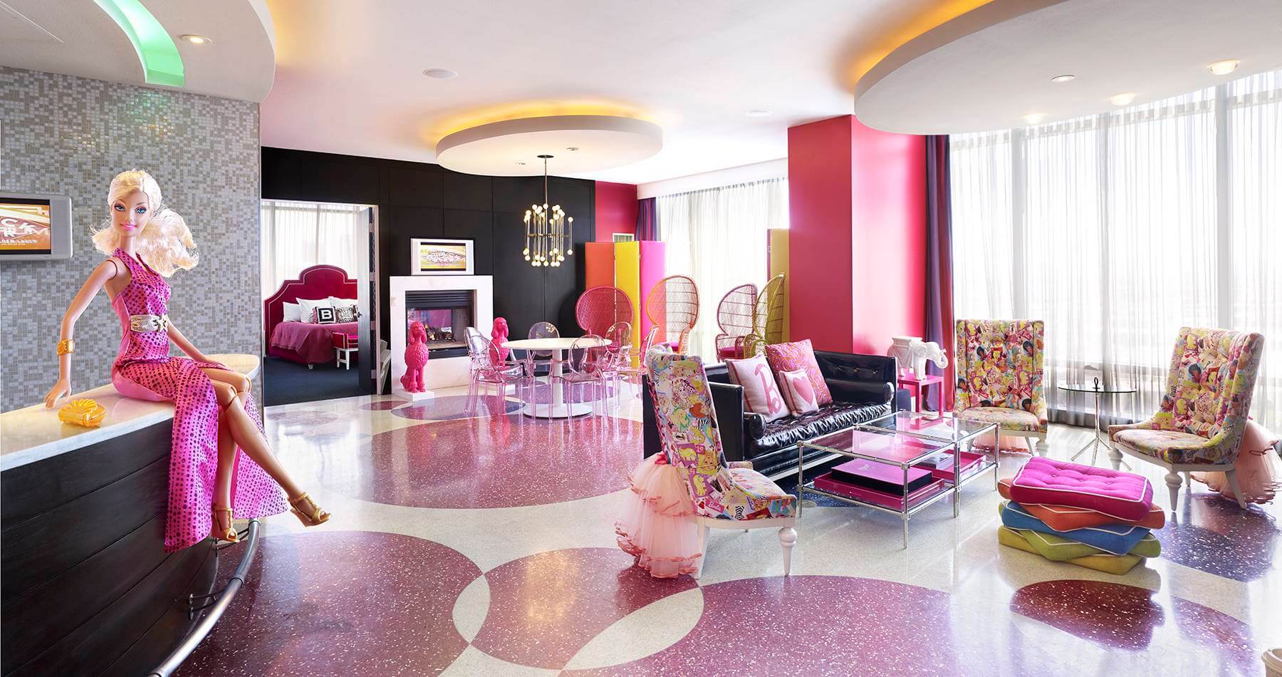 Barbie-hotel-suite-Las-Vegas