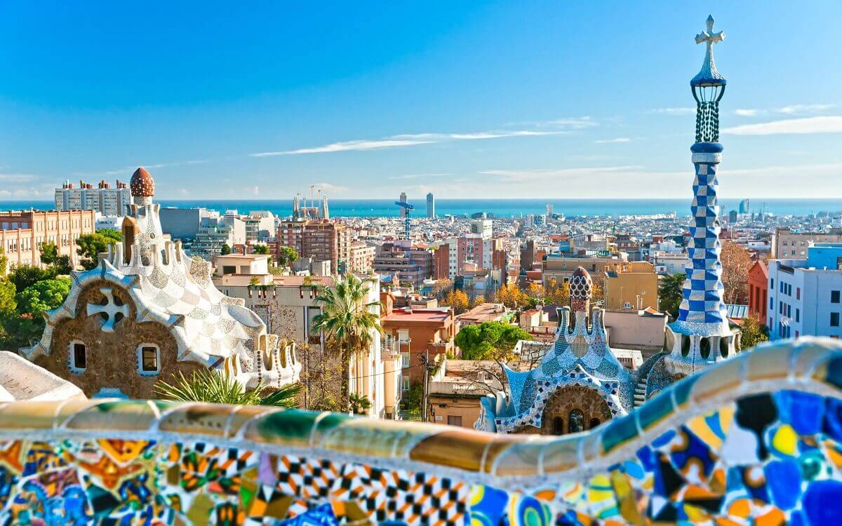 Barcelona-capital-europea-del-entretenimiento-Travel-S-Helper