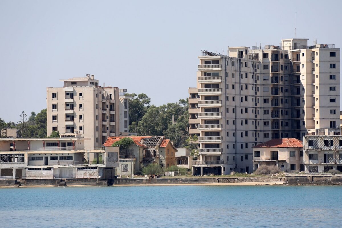 Varosha – from popular and modern tourist hotspot to the ghost town