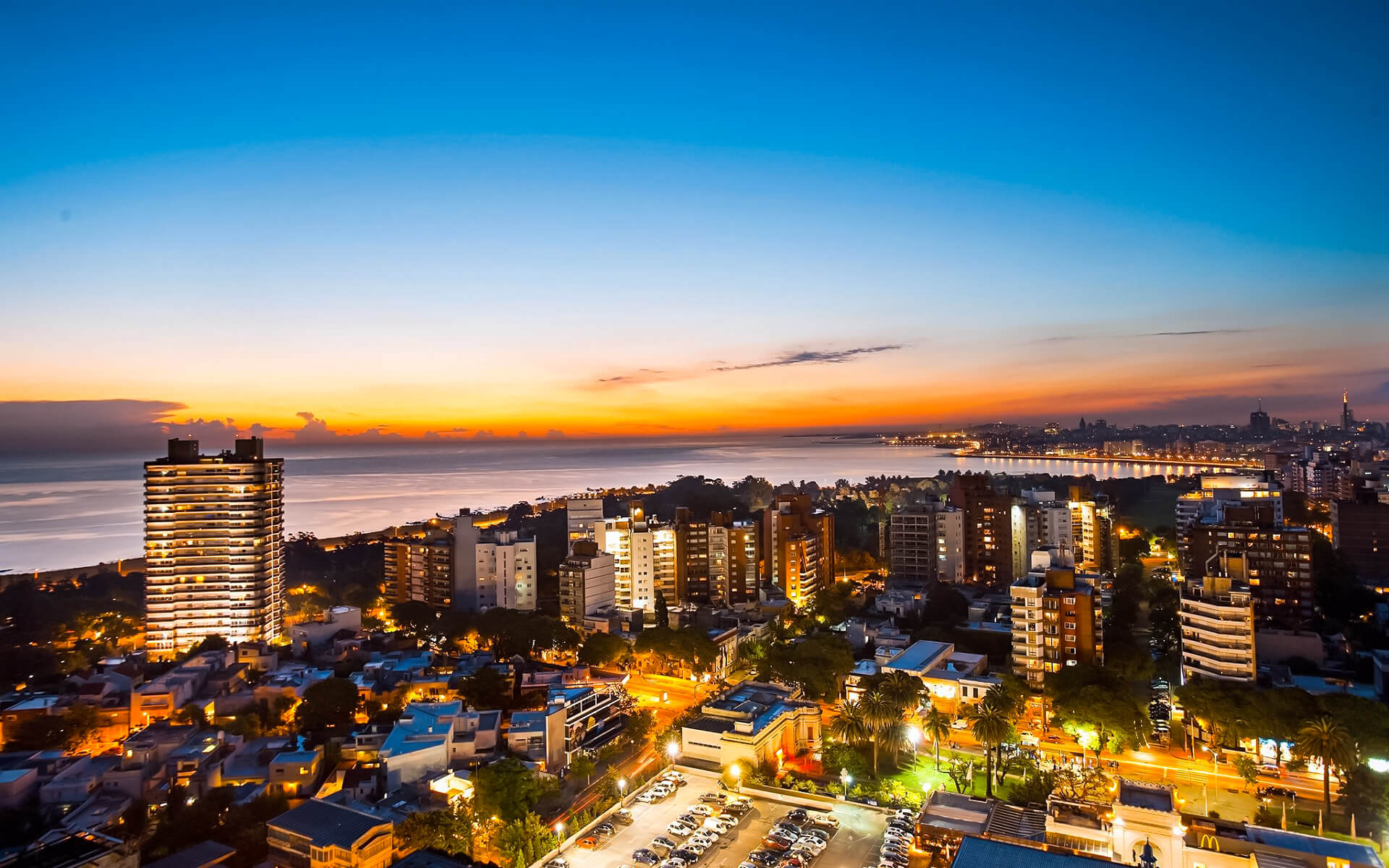 Montevideo Rejseguide - Travel S Helper
