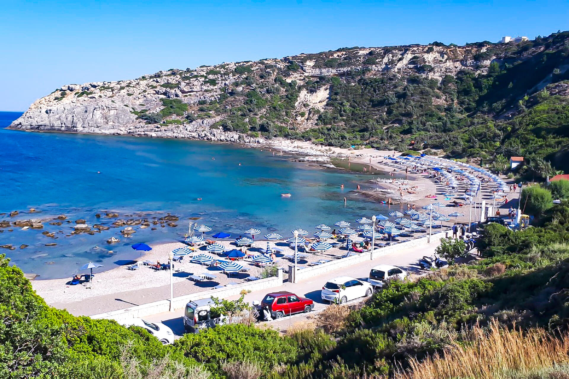 Rhodos Faliraki Beach - FKK-vänlig strand i en populär semesterort