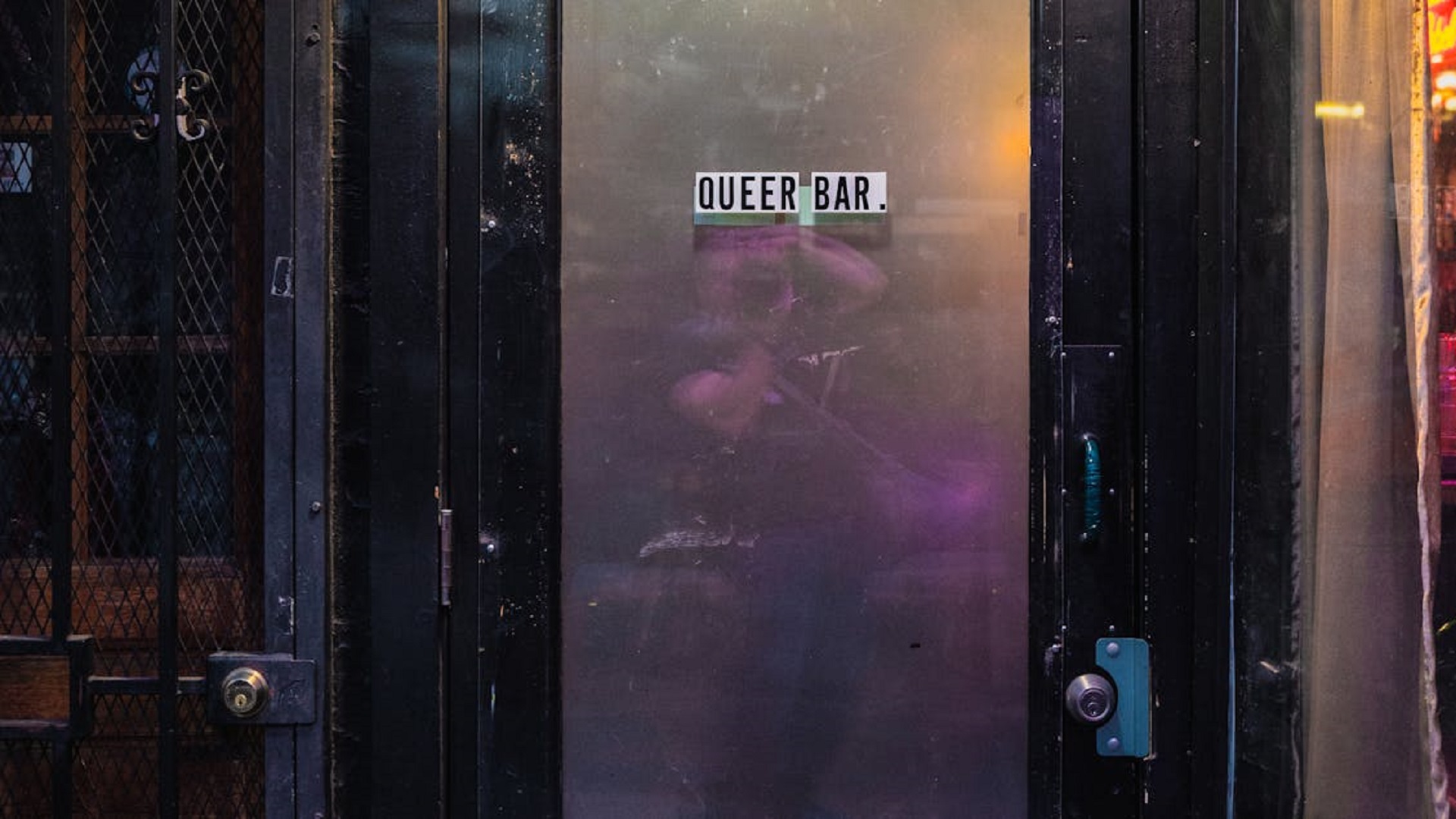 Budapest Nightlife Best Clubs And Bars Travel S Helper